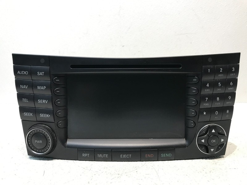 03-08 Mercedes W219 CLS500 Command Unit Navigation Radio CD Player OEM