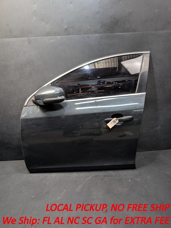 Front Left Door Assy w/ Mirror & Trim 2015 Volvo S60 32291064 2014 2016 - 2018