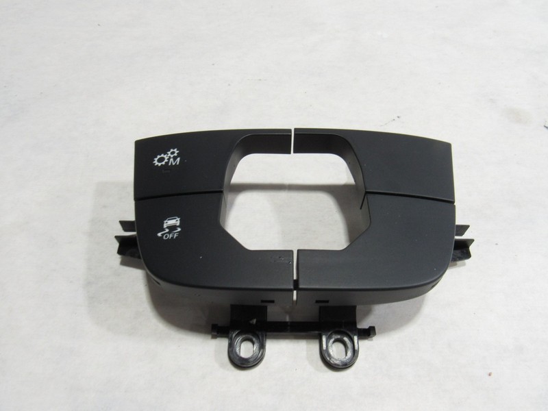 19-23 Mercedes A35 V177 2021 Center Console Traction Control Switch Button :A