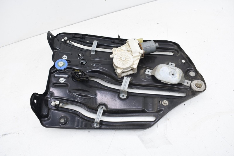 2008 BMW E93 Convertible Rear Left Driver Window Motor Lift Regulator OEM KW81