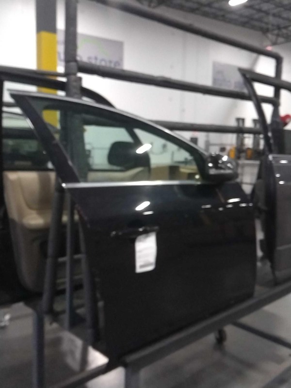 2015 Volvo S60 Right Front Door Black OEM Used 114k Miles NJ25-25523-644963