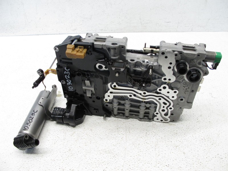 17 2017 JAGUAR X760 XE 2.0 AUTOMATIC MECHATRONIC TRANSMISSION VALVE OEM 103023C