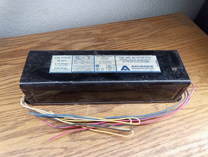 Advance Transformer RS-2S110-2-TP Ballast 120V