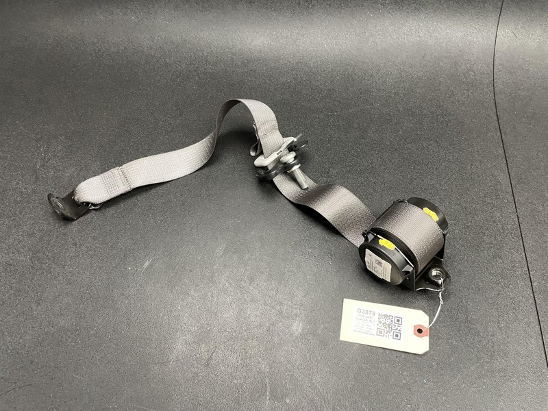 2nd Row Rear Right Seat Belt Retractor 2020 GMC Acadia 84481991 2018 2019 - 2023