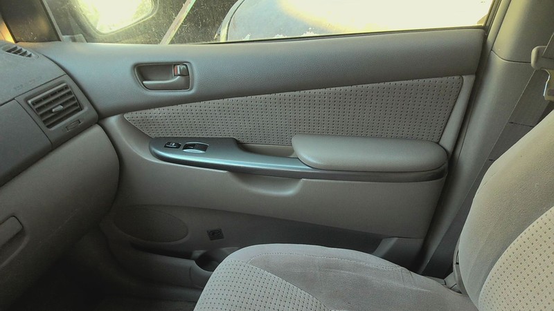 Front Door Trim Panel TOYOTA SIENNA Right 06 05 04 07 08 09 10