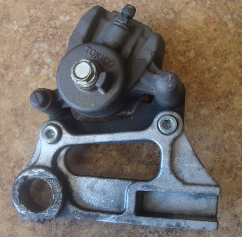 2002 Kawasaki Ninja ZX600 ZX 600 ZX600J J1 Rear Disk Brake Caliper Bracket Mount