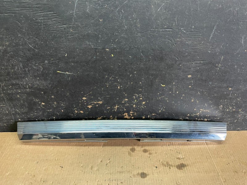 2011 to 2013 Honda Odyssey Rear Camera License Plate Trim Molding Panel Y9686 PS