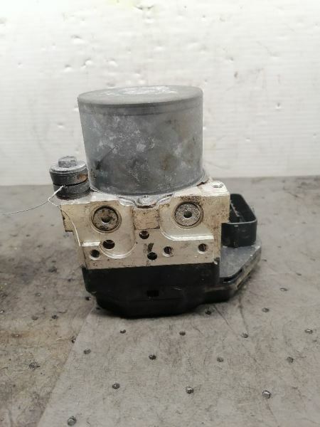 ABS Pump With Module Actuator And Pump Assembly 4 Door Fits 12-15 TACOMA 764179