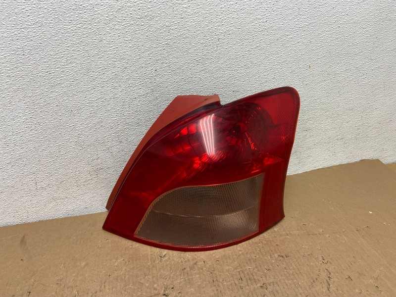 2006 to 2008 Toyota Yaris Hatchback Right Passenger RH Tail Light Oem AD8236 DW
