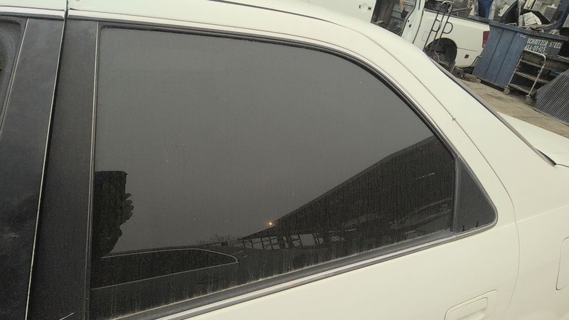 Rear Door Glass/window TOYOTA CAMRY Left 97 98 99 00 01