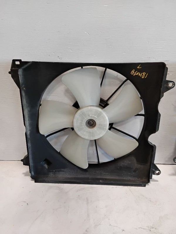 2013-2017 Honda Accord Radiator Fan Motor Fan Assembly 2.4L LH Denso Radiator