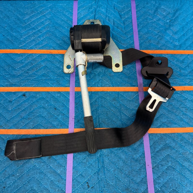 1987–1991 Volvo 780 Bertone Front Left Driver Seat Belt OEM TRW Repa