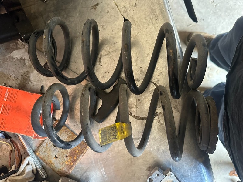 14-16 CHEVROLET SPARK ELECTRIC VEHICLE EV OEM REAR COIL SPRINGS - BOTH LH & RH