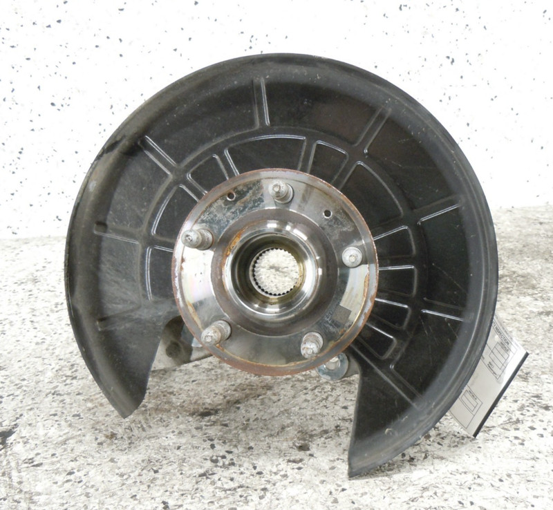 2016-2020 Buick Envision Rear Spindle Knuckle Hub Passenger Right OEM