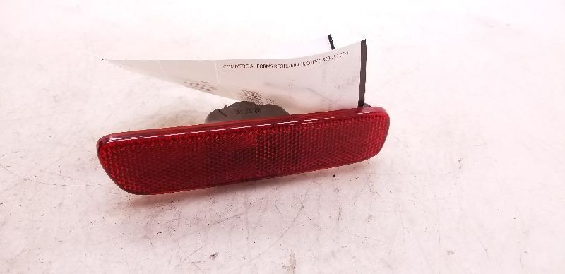 99 00 01 02 03 Lexus RX300 Driver Left Rear Side Marker Lamp