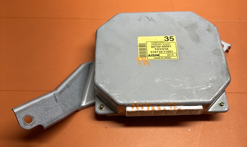86792 60061 | 2003 - 2009 Lexus GX470 Parking Assist Control Module OEM AISIN