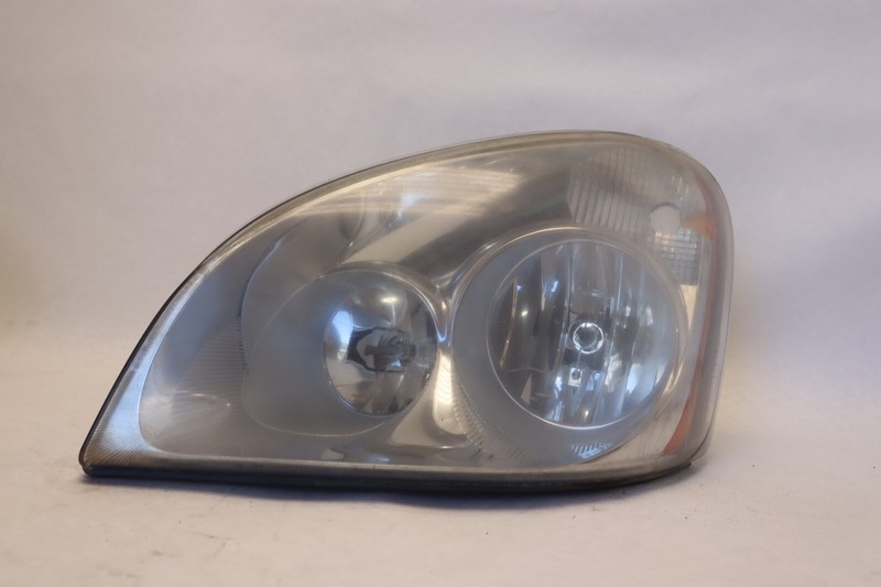 2008-2017 FREIGHTLINER CASCADIA 125 FRONT LEFT DRIVER HEADLIGHT HEADLAMP OEM