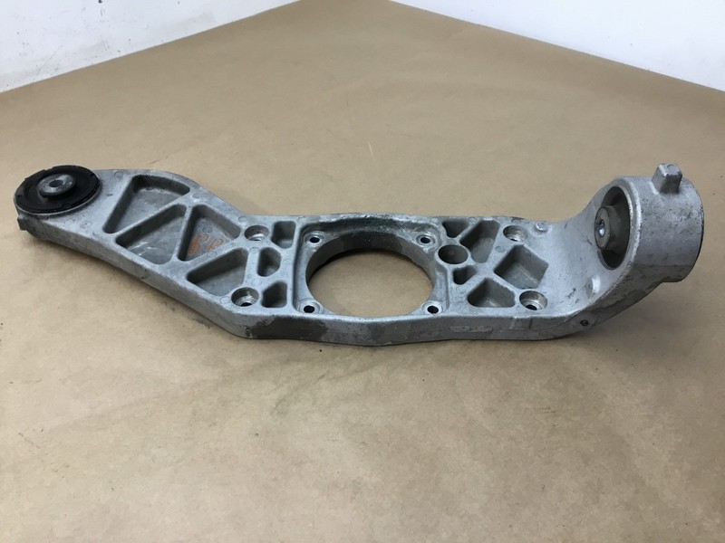 11-12 Fisker Karma 2012 Rear Right Differential Mount Bracket Support ;:Y