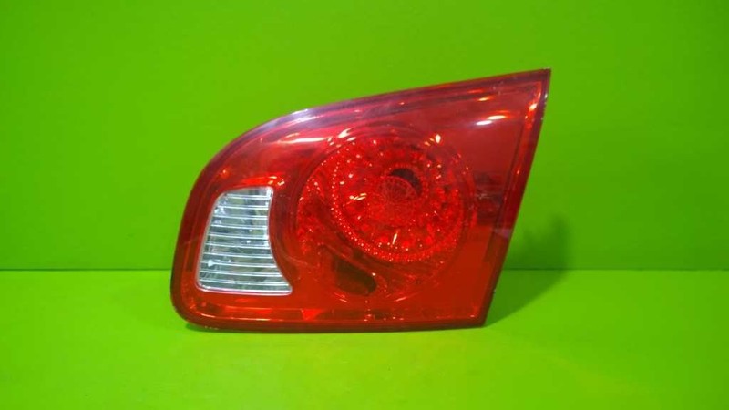 08 09 SANTA FE PASSENGER RIGHT LID MOUNT TAILLIGHT LAMP OEM 3056-58