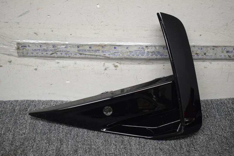 BMW FRONT BUMPER GRILLE FACTORY Front Right OEM