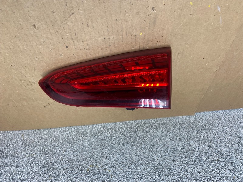 2019 - 2020 Hyundai Santa Fe Right Passenger RH Side Inner Tail Light z6740 DG