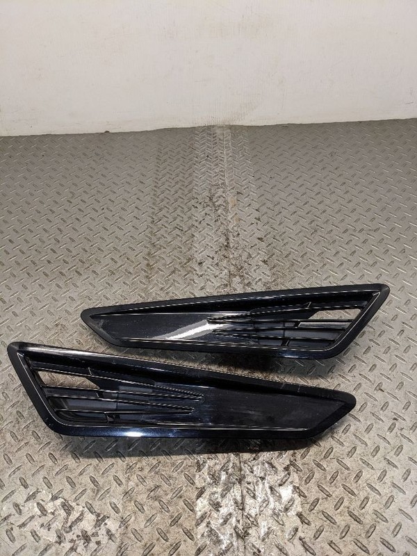 2016-2023 Chevrolet Camaro SS Hood Scoops LH & RH SET OEM 1177415