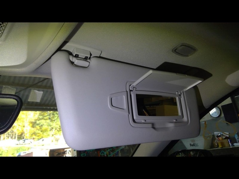 Passenger Sun Visor Illuminated Fits 17-19 INFINITI QX30 1693393
