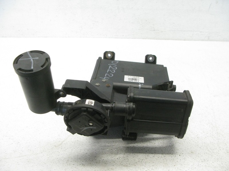 12-19 BMW F10 528i 535i 640i M5 xDRIVE FUEL VAPOR CHARCOAL CANISTER OEM 012224