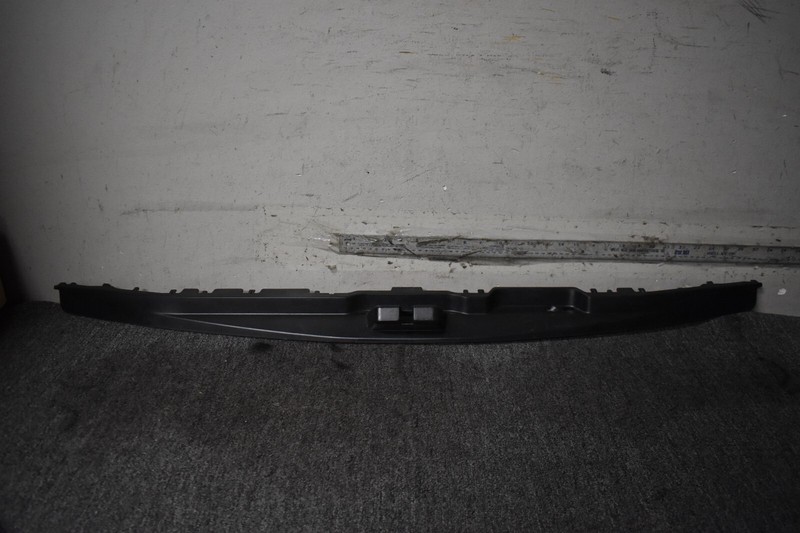 2014-2018 BMW X5 LOWER TRUNK SCUFF PLATE TRIM FACTORY OEM