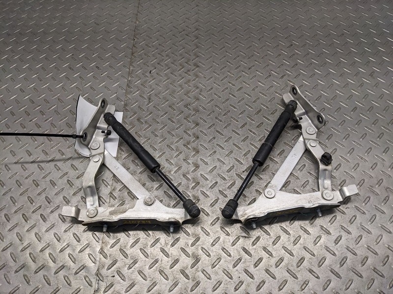 2006-2015 Mazda MX-5 Miata Soft Top Trunk Lid Hinge Set (A8A) OEM KR36 1167195