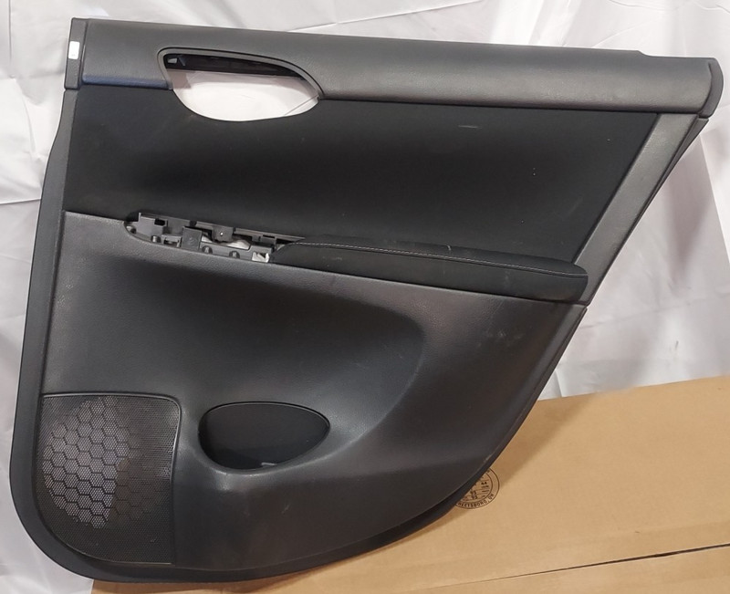 2013-2015 Nissan Sentra SV REAR RIGHT RR Driver Side Door Trim Panel OEM