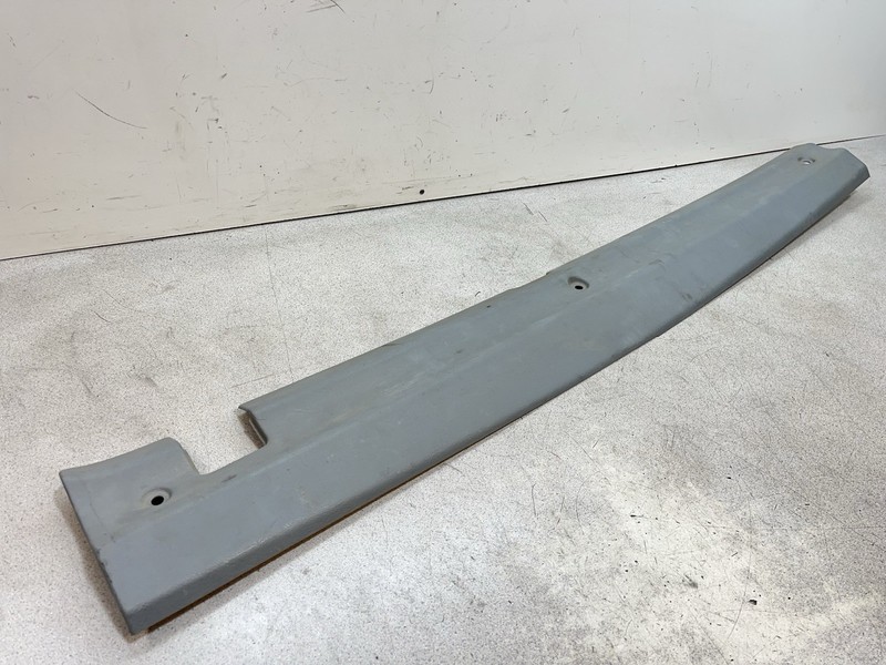 02-06 Dodge Mercedes Sprinter Rear Interior LEFT Corner Panel Cover A9016926002