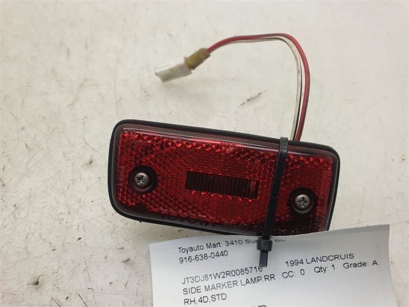 93-95 TOYOTA LANDCRUISER PASSENGER SIDE REAR SIDE MARKER