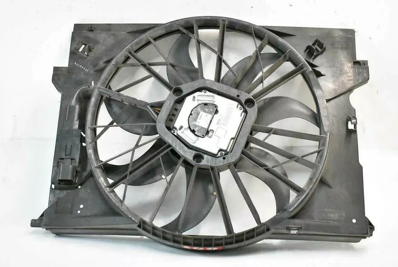 03-11 Mercedes W211 E500 CLS500 Engine Motor Cooling Radiator Fan Motor OEM