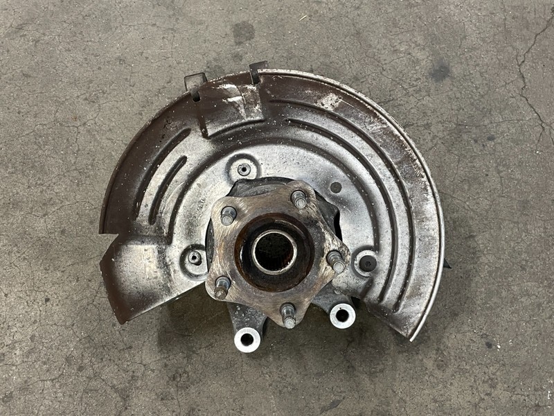 15 16 17 Jaguar F-Type Rear Right Passenger Spindle Knuckle Hub RWD 1611 OEM