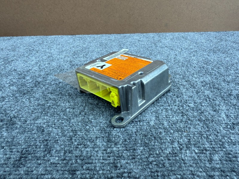 INFINITI G37 Q60 2 DOOR 2008-2016 OEM UNDER CONSOLE CONTROL MODULE UNIT ASEMBLY