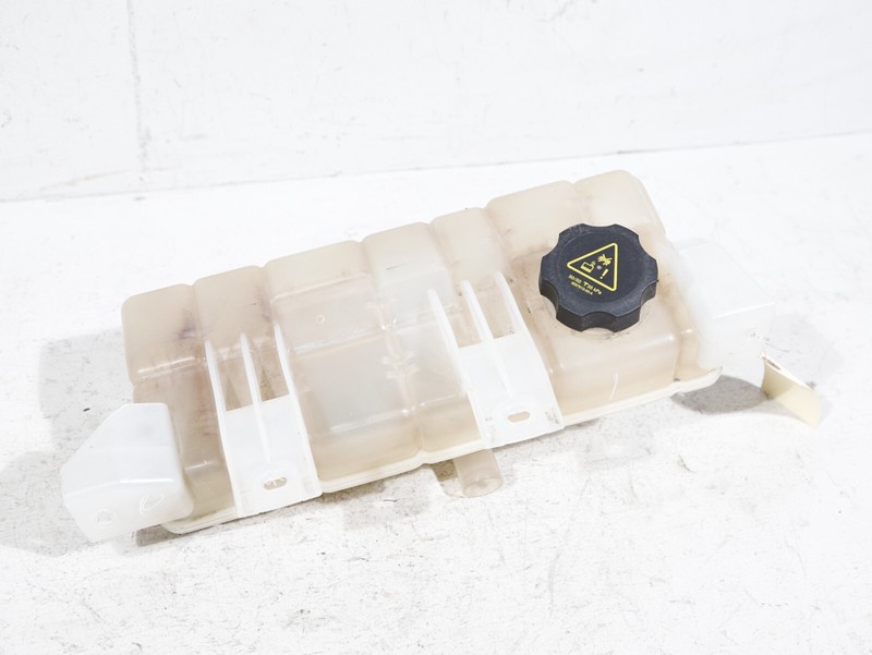 2016-2020 OEM Tesla Model XS COOLANTEXPANSION TANK 1036124-00-O