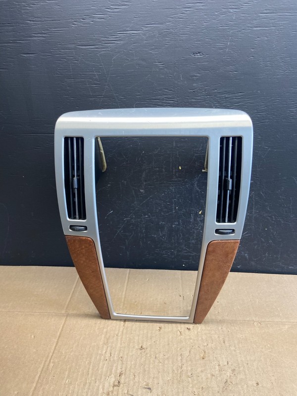 OEM 2007-2011 Cadillac STS Center Dash Trim Radio Bezel Vent Wood AB9711 DG