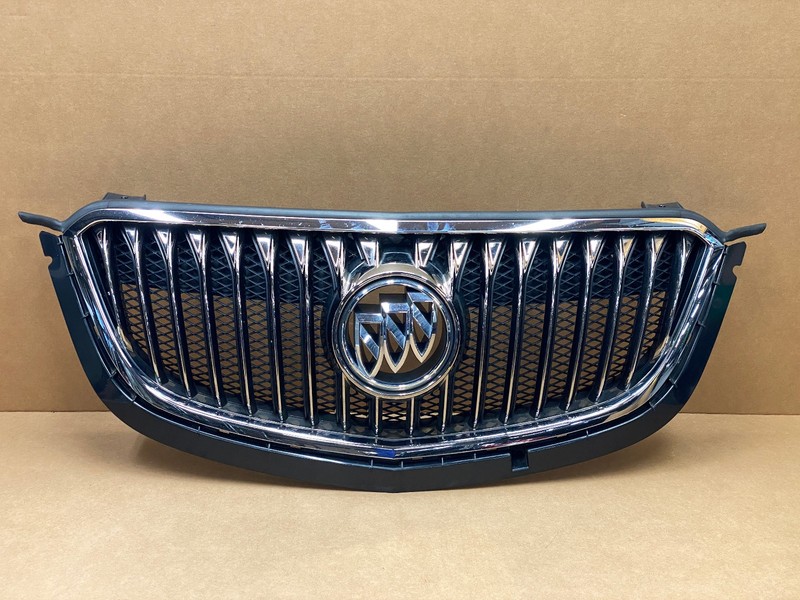 2017-2018 BUICK ENVISION FRONT BUMPER UPPER GRILL COVER TRIM PANEL OEM LOT779