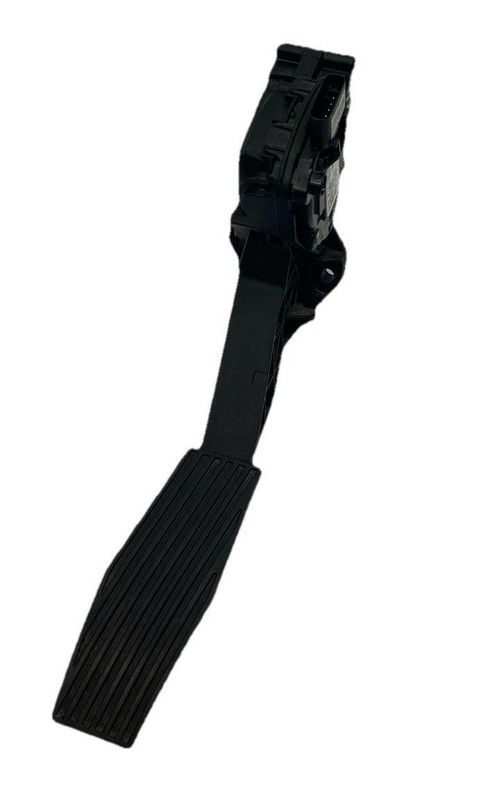Chevrolet Equinox accelerator pedal 2018 to 2023 pedal assy OEM 1.5L 84176076