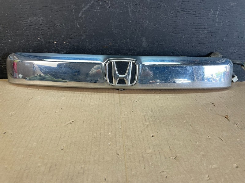 2009-2015 Honda Pilot Tailgate Trunk Handle Bezel Finish Molding Camera AC1876