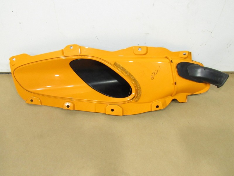 20-23 McLaren GT 2021 Rear Right Passenger Quarter Air Vent Duct Scoop Panel ;@1