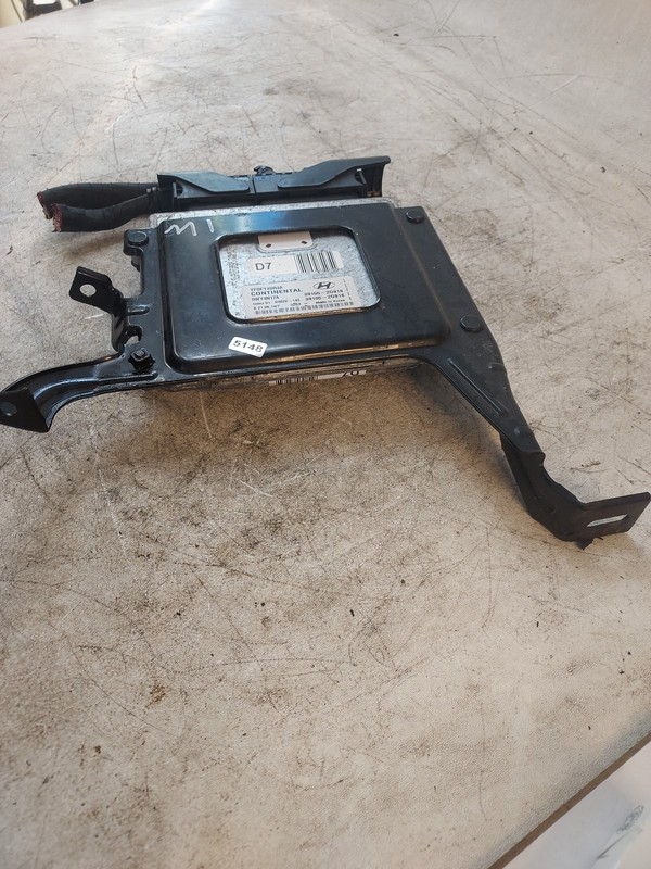2015 Sonata hybrid special 2.4 Engine Computer Control Module ECU 391552G916 OEM