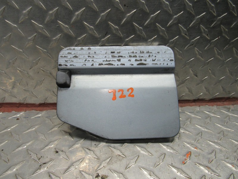 1987 NISSANPICKUP TRUCK FUEL FILLER DOOR GAS LID COVER