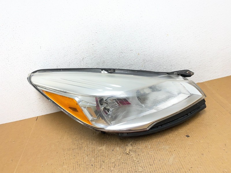 2013 - 2016 Ford Escape Headlight Right Passenger RH Side Halogen AE2809 DW