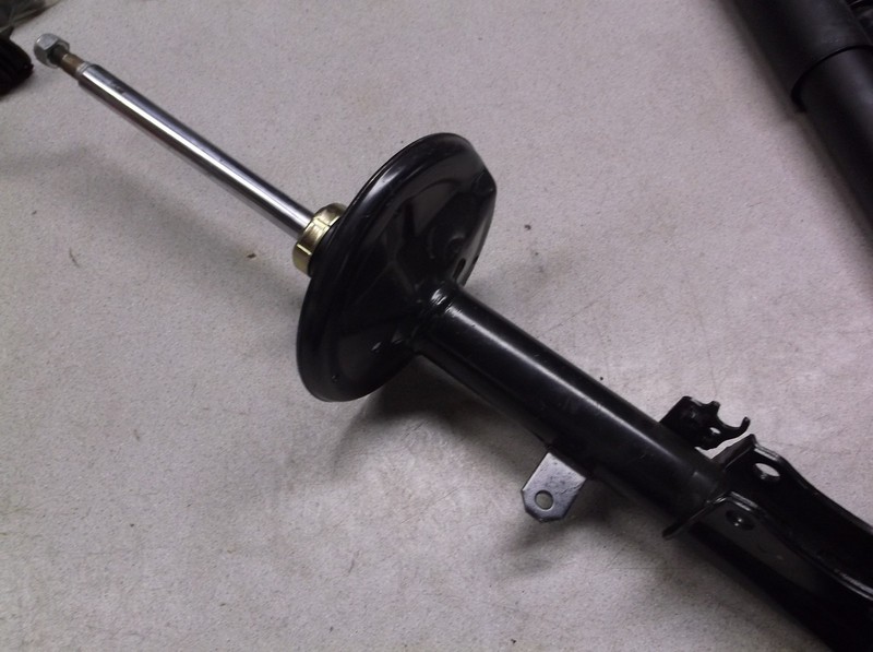 NEW Sachs Super Gas Right Strut Assembly 030 077 220/5/11.46 *FREE SHIPPING*