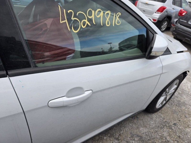 Passenger Front Door Electric Windows Fits 15-18 FOCUS 3590635