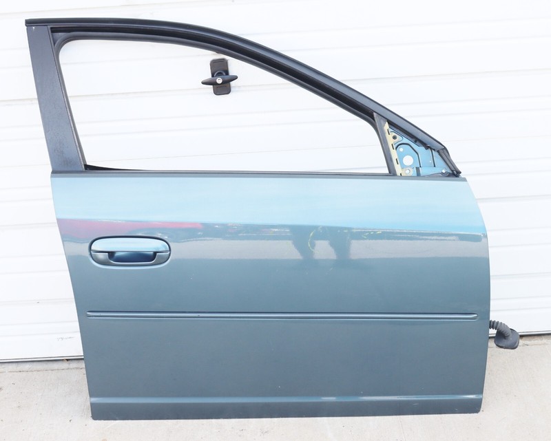 2003-2007 Cadillac CTS CTS-V RH Passenger Side Front Door w/ Glass USED OEM GM
