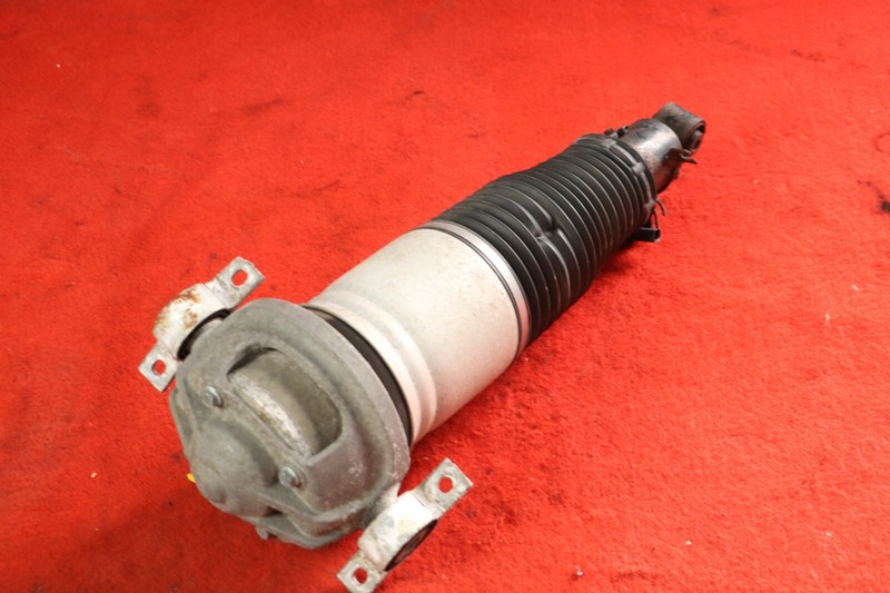 2003-2006 Porsche Cayenne Turbo Right Rear Shock Strut Absorber 7L5512022G OEM