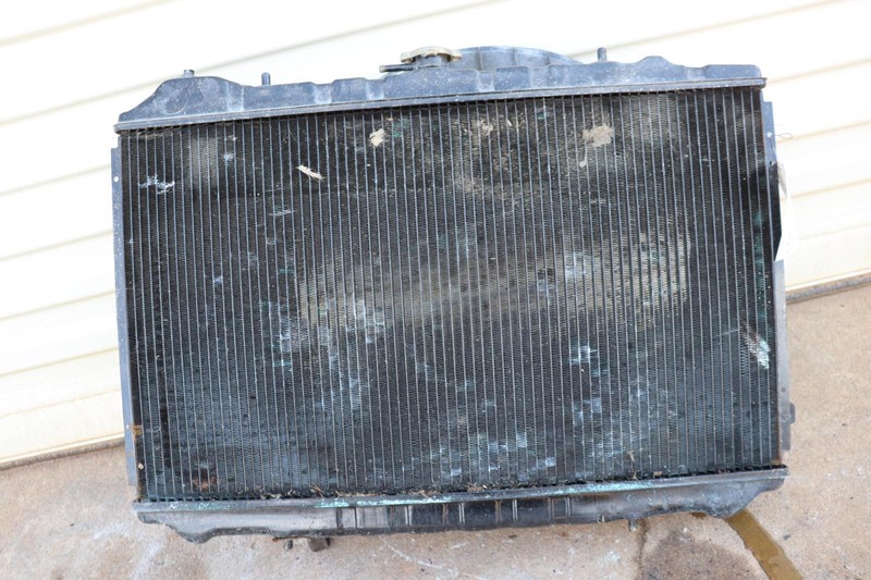 1990-1996 NISSAN 300ZX 3.0L M/T ENGINE RADIATOR COOLING FAN ASSEMBLY OEM